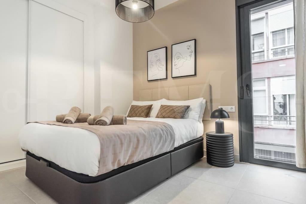 Modern Apartment With Patio & Parking By Rems Màlaga Exteriér fotografie